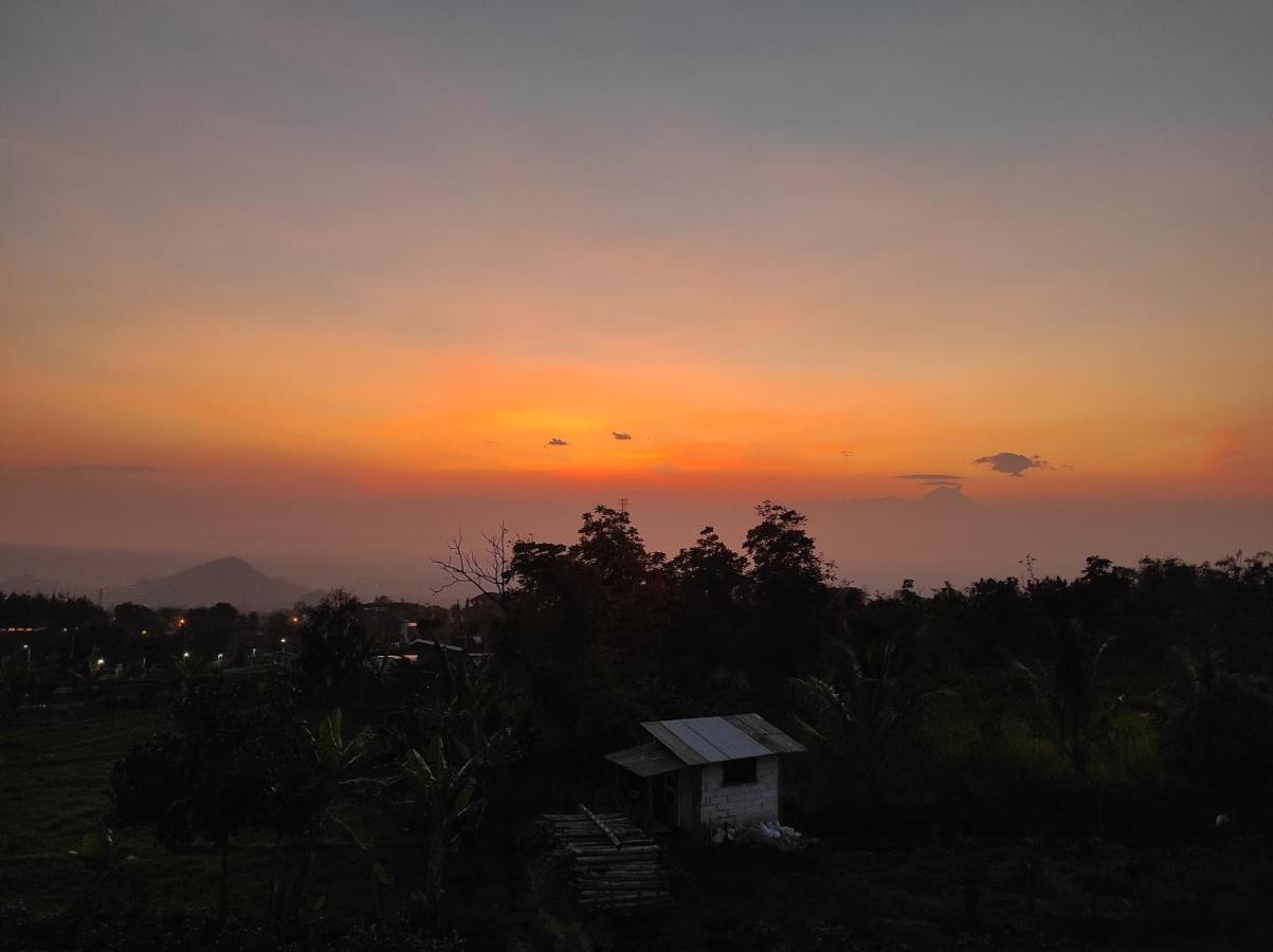 Villa Alraza Tlekung Luaran gambar